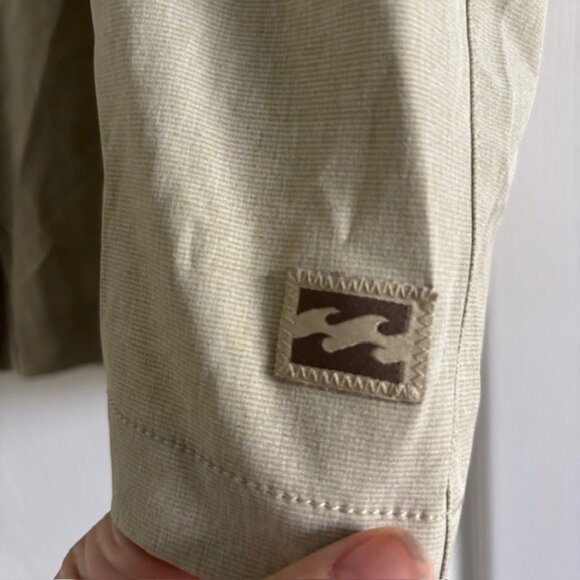 NEW Billabong Big and Tall Shorts for Men  Hybrid Stretch Board Shorts SZ 2X - Picture 8 of 9